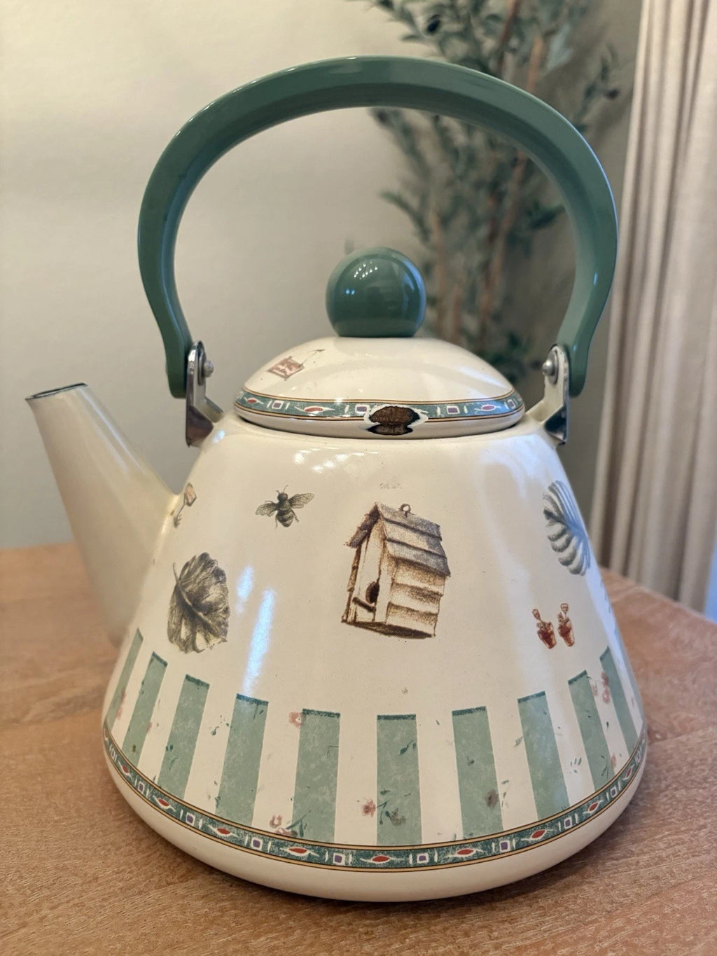 Pfaltzgraff Naturewood Garden Metal Enamelware Teapot Tea Pot Kettle 2.5 QT