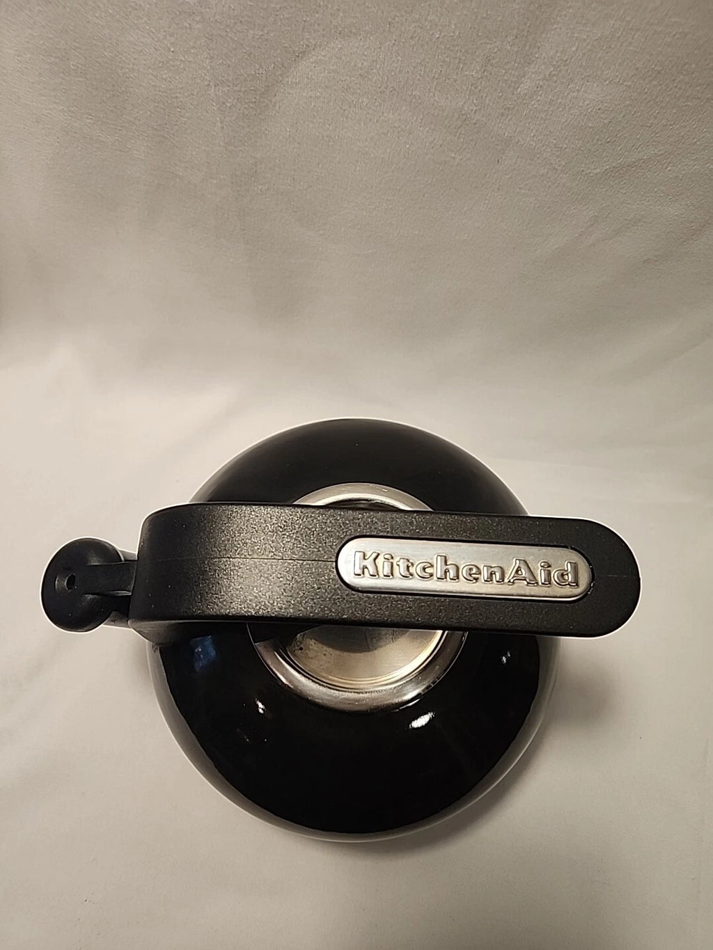 KitchenAid 2 Quart Whistling Kettle, Whistling Teapot, Black Enamel