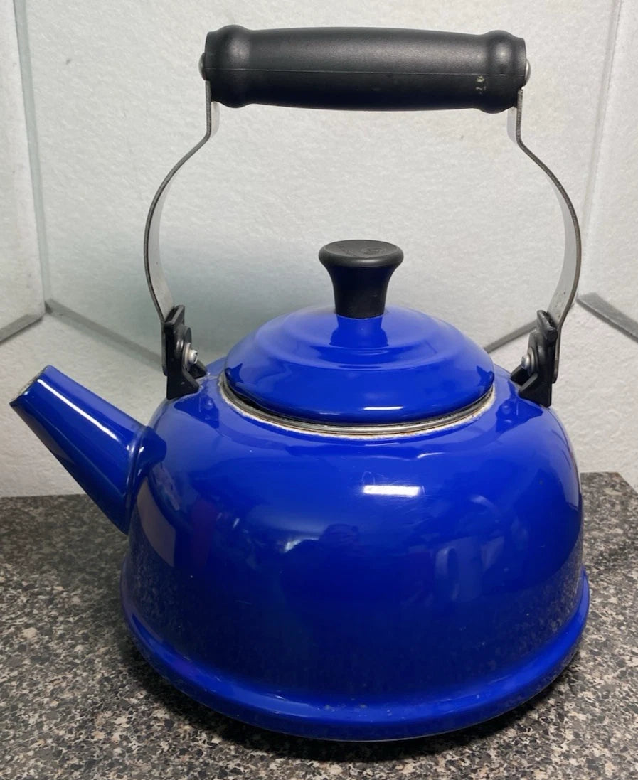 Le Creuset Enamel on Steel Classic Whistling Kettle Cobalt Blue 1.7qt No Whistle