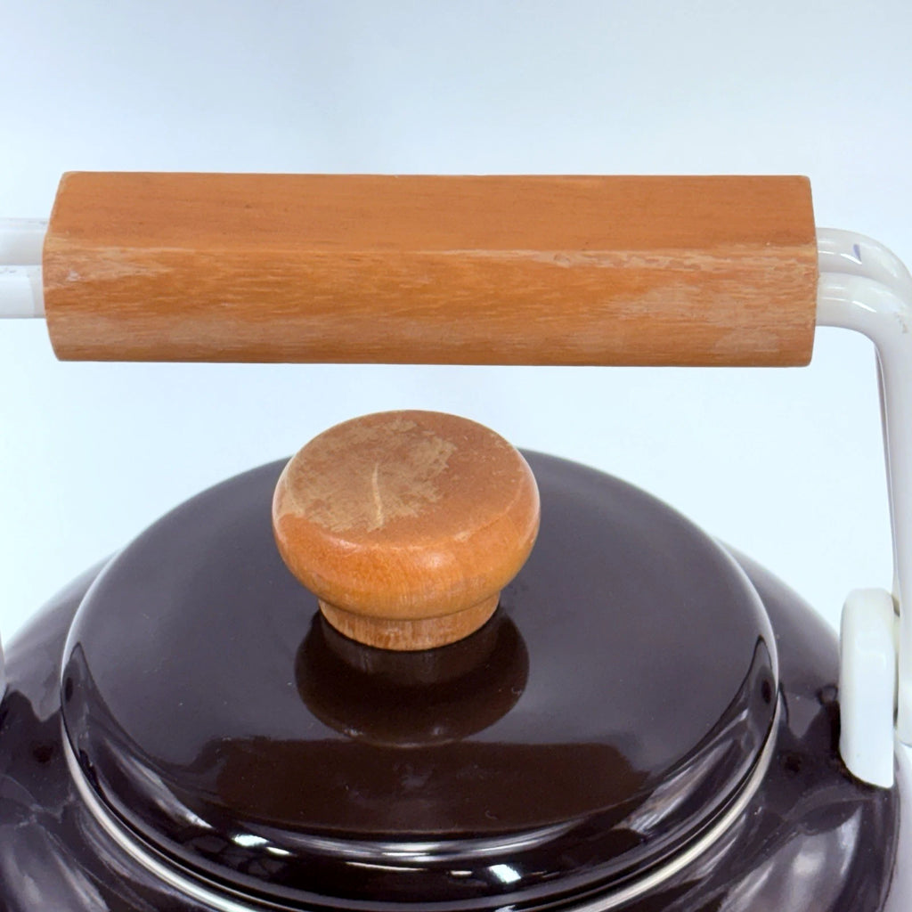 Lincoln Ware Black Enamel Tea Kettle Wood Handle 7" Diameter