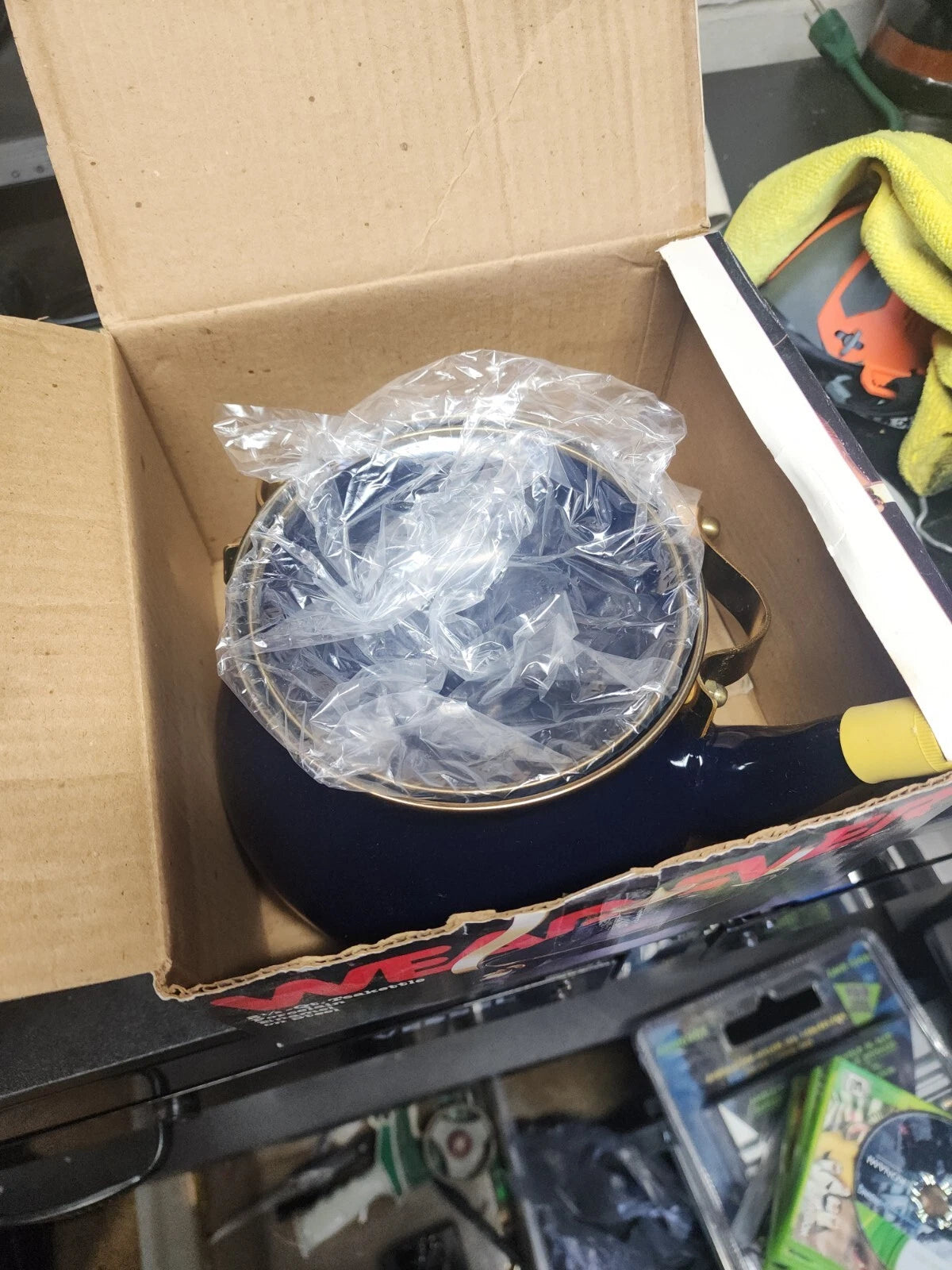 NEW OLD STOCK Vintage Wear-Ever Porcelain Over Steal Tea Kettle Model 83302