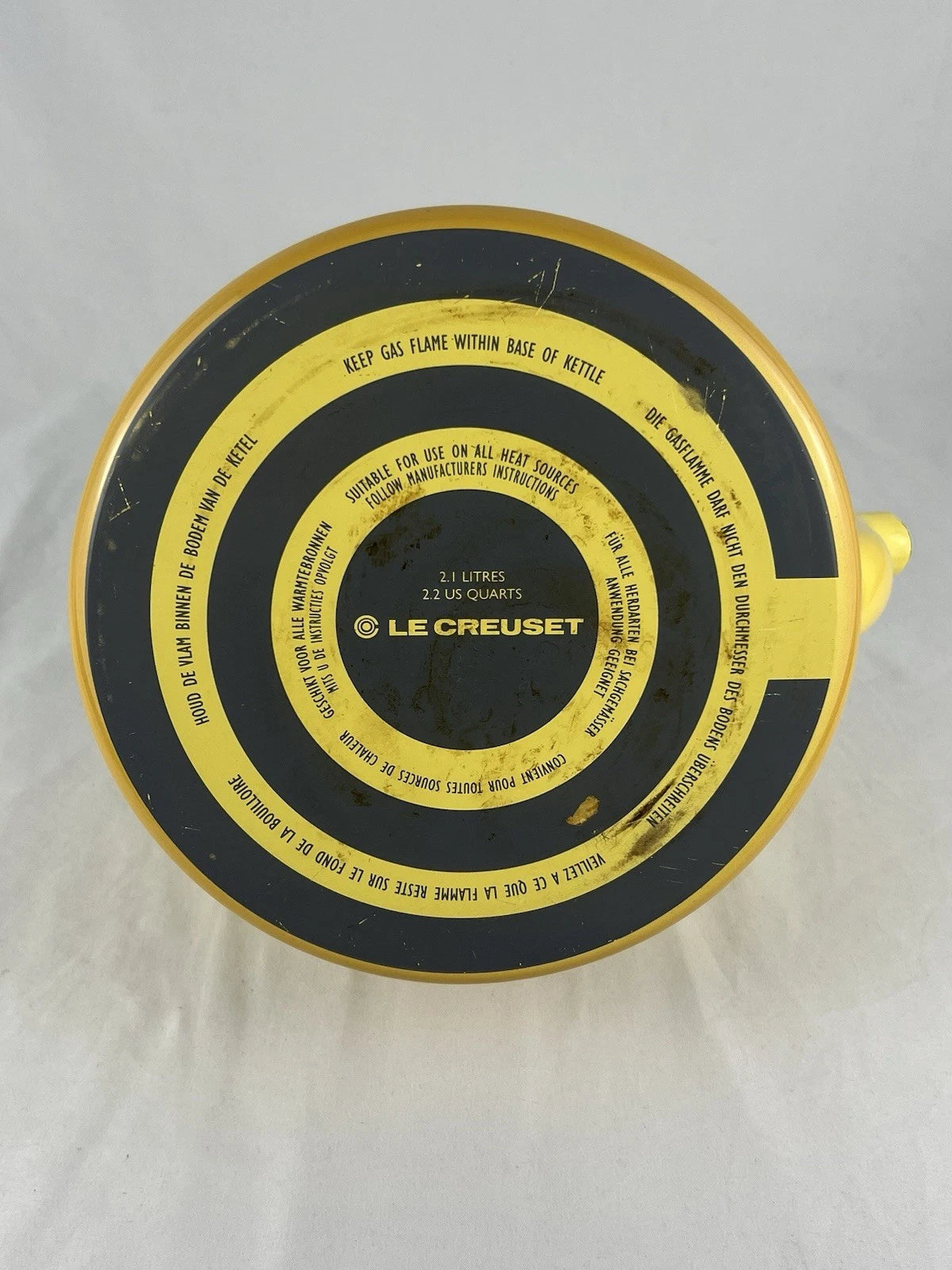 HTF Le Creuset Enamel Tea Kettle 2.2QT Yellow Ombré Nectar