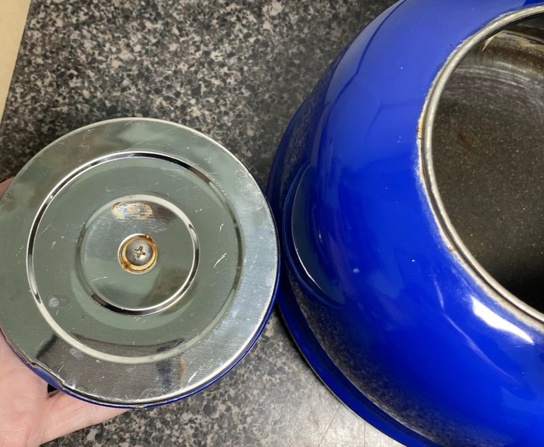 Le Creuset Enamel on Steel Classic Whistling Kettle Cobalt Blue 1.7qt No Whistle