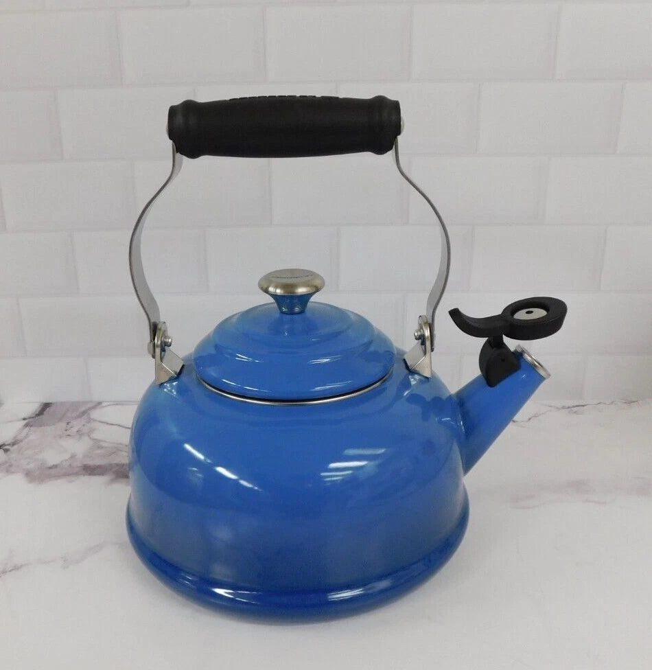 Le Creuset Enamel on Steel 1.7 Quart Whistling Tea Kettle in Marseille - New