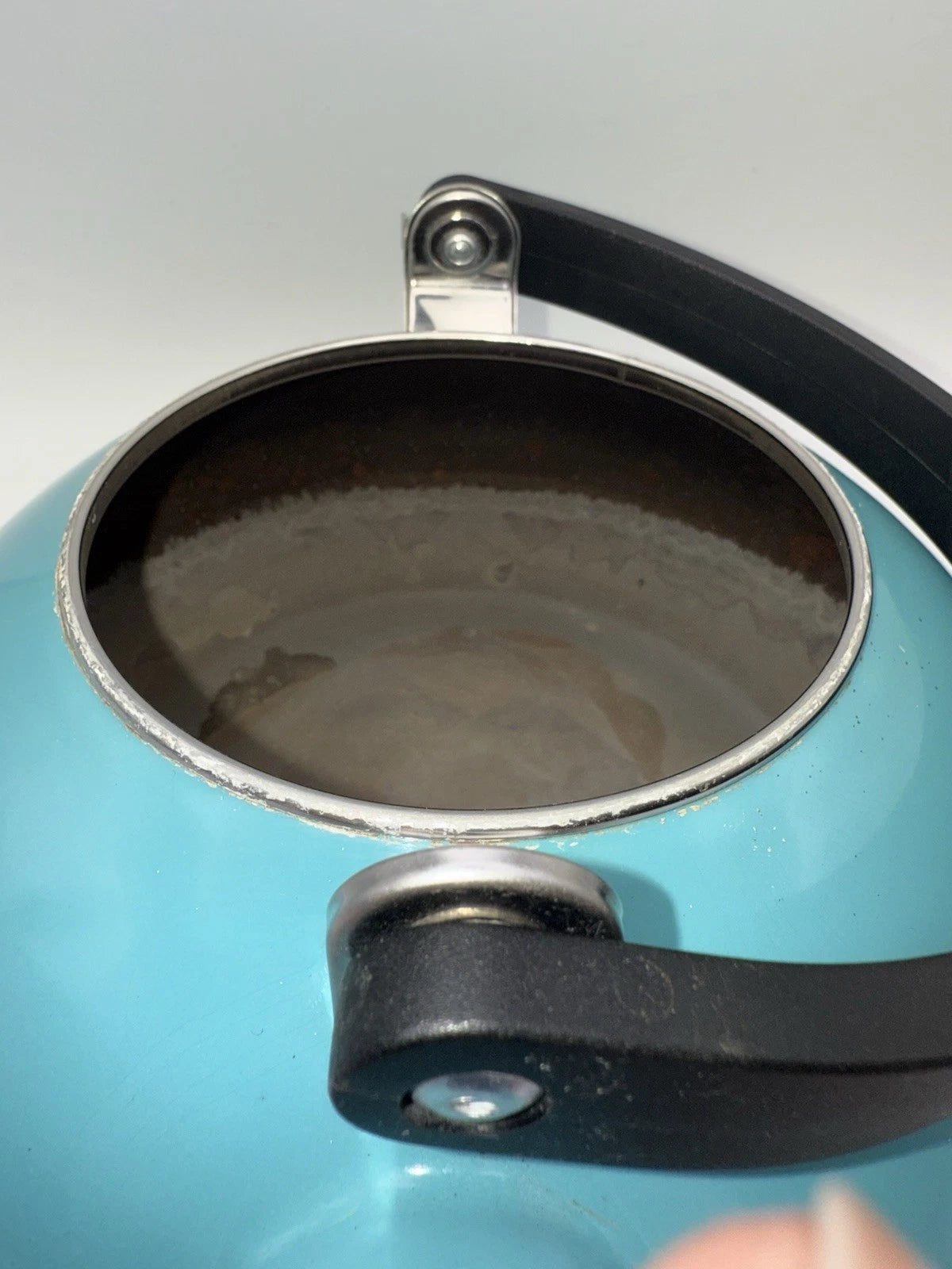 Le Creuset Light Ombre Blue ZEN Tea Kettle - 1.5 liter or 1.6 quart - Whistling
