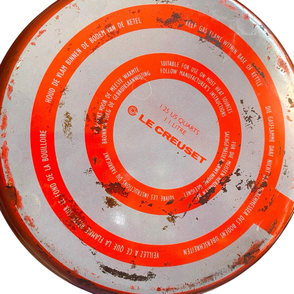 Le Creuset 1.25 Qt / 1.1 L Whistling Kettle Teapot Red Ombre Flame Enamel Cerise