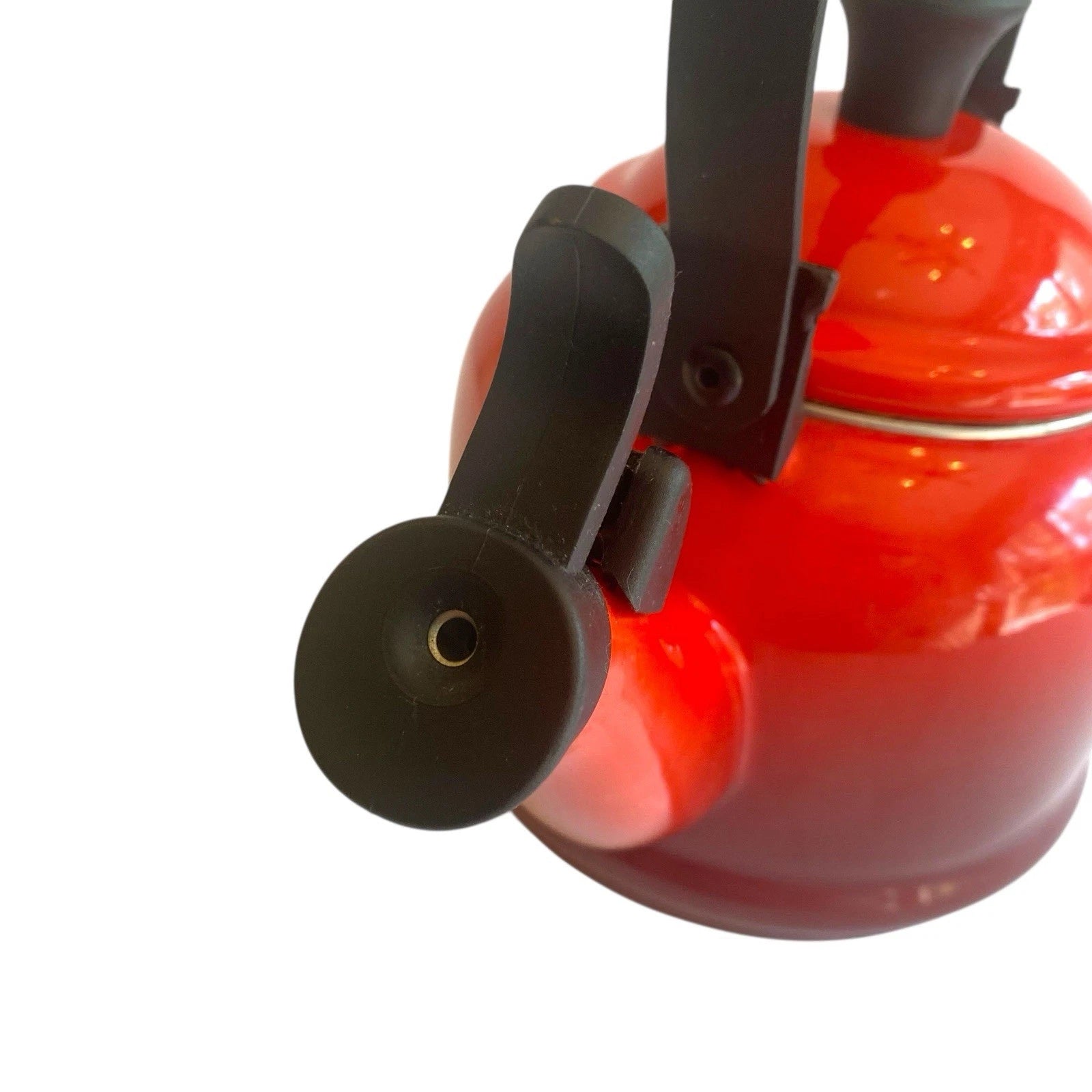 Le Creuset 1.25 Qt / 1.1 L Whistling Kettle Teapot Red Ombre Flame Enamel Cerise