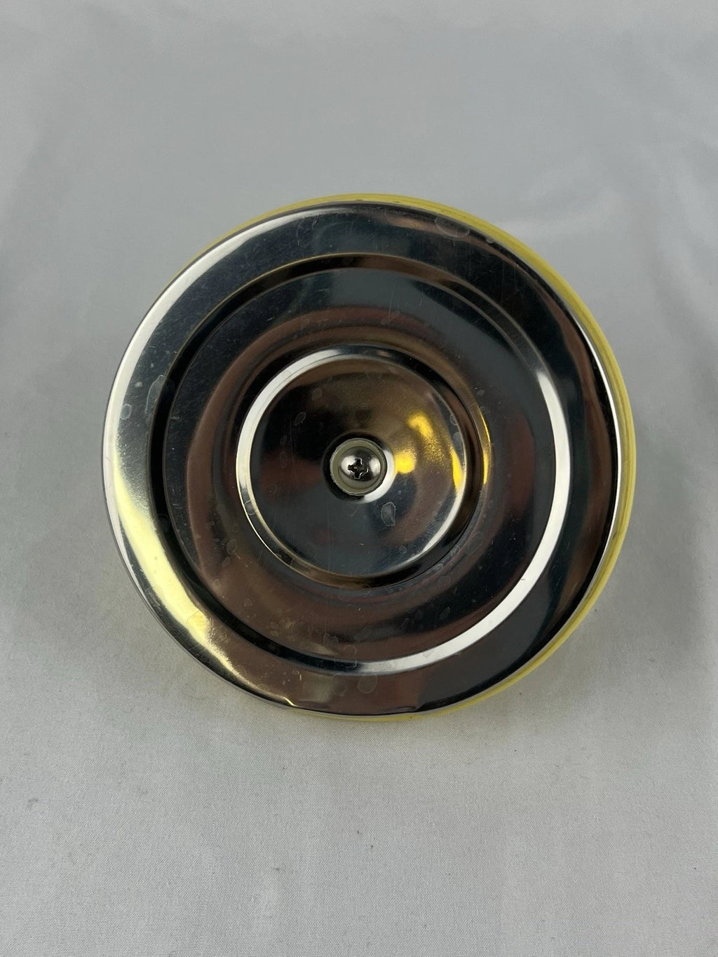 HTF Le Creuset Enamel Tea Kettle 2.2QT Yellow Ombré Nectar