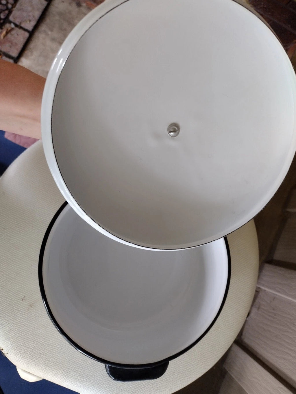 VTG White Enamelware Rosemaling Cookware 6 piece Tea pot stock pot sauce pan