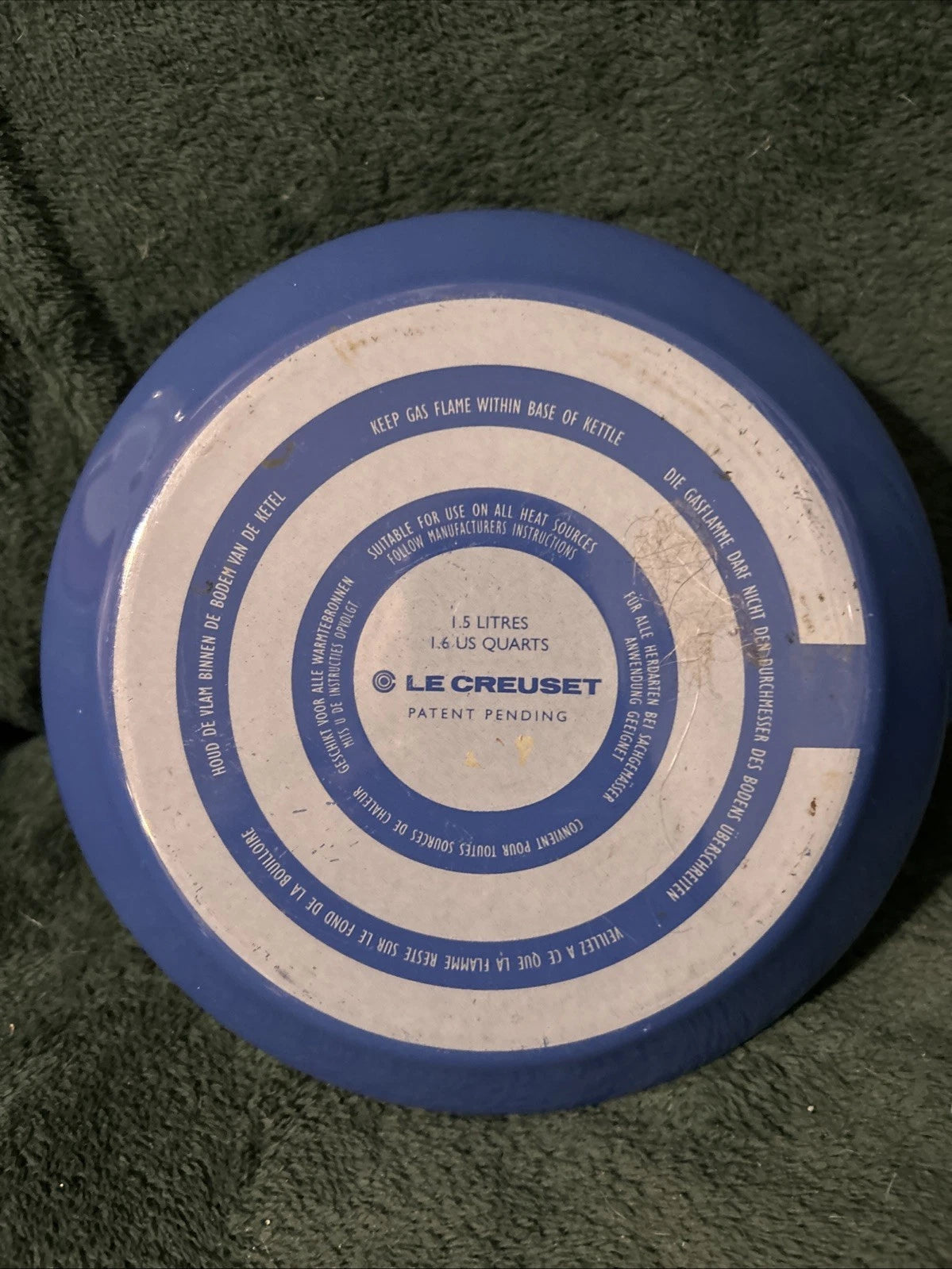 LE CREUSET Zen Tea Kettle Teapot Blue Enamel Retro Style 1.6 US Quarts/1.5 Liter