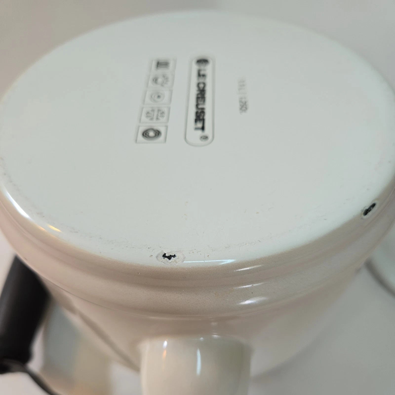 Vintage Le Creuset Whistling Tea Kettle White Enamel Steel 1.25  - Enamel/Steel