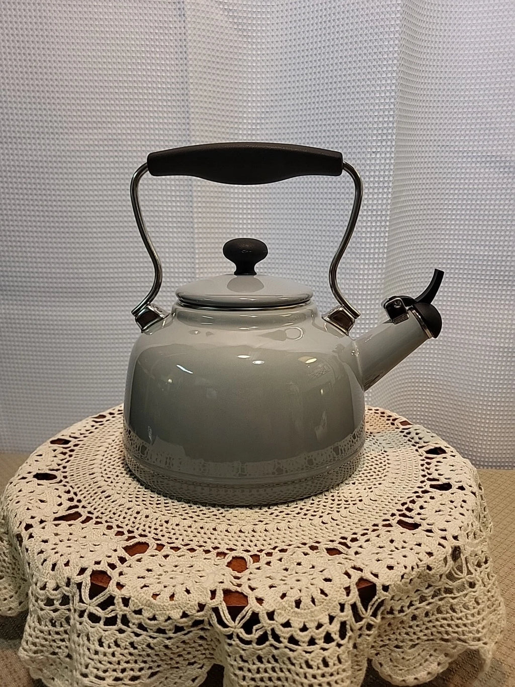 Tea Kettle Chantal Enamel On Steel Splatter Gray 1.7 Qt Whistling