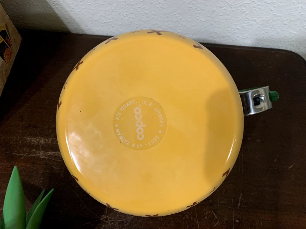 Copco Enamel on Steel Island Pineapple 2.5 Qt Whistling Tea Kettle 1993 WB