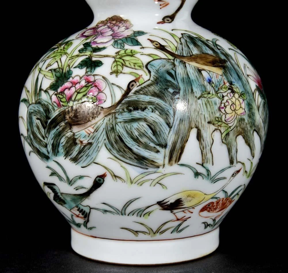 Qianlong Signed Old Chinese Colour Enamel Vase W/bird N3361