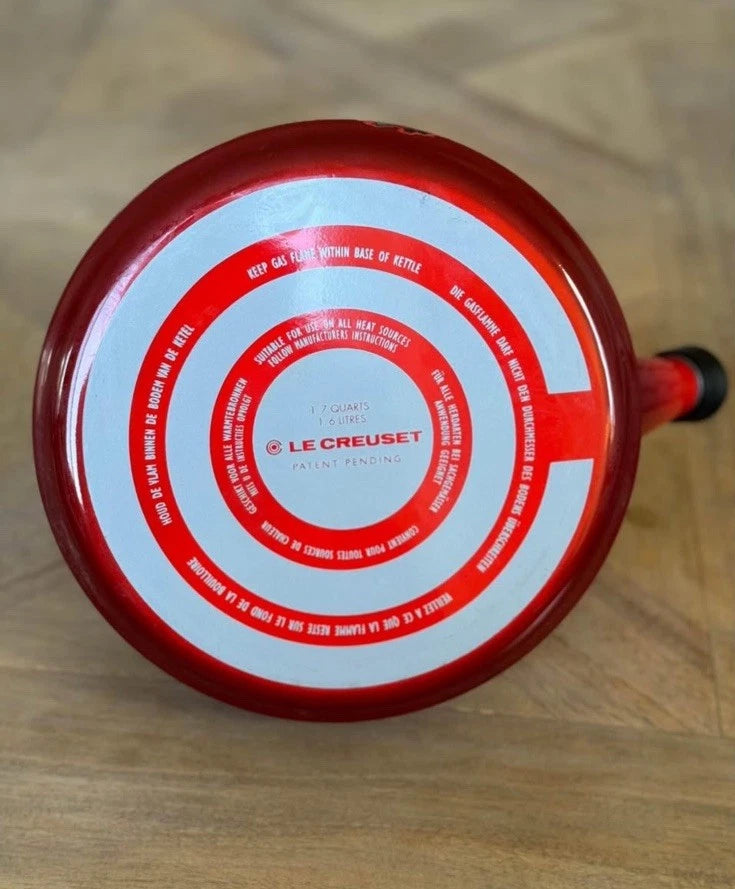 Le Creuset Whistling Tea Kettle 1.7 Quart Flame Red Ombre Lg Enamel Teapot