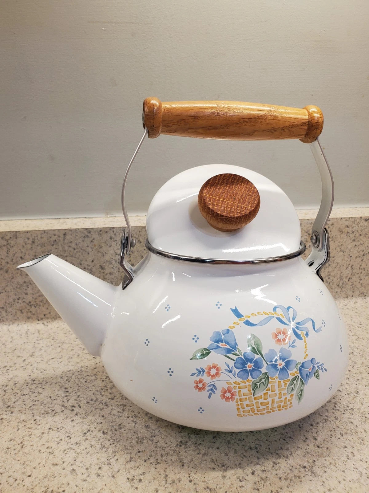 Vintage Corelle Coordinates Enamel Tea Kettle by Lincoware "Country Cornflower"