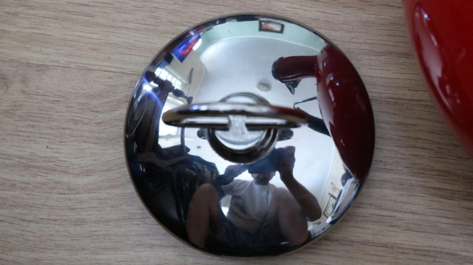 Chantal Whistling Tea Kettle Teapot Red Cherry Enamel 2qt Pre Owned