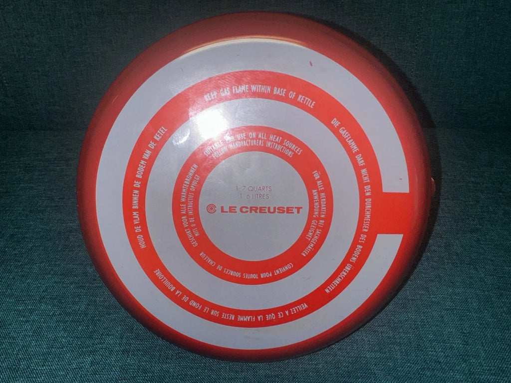 LE CREUSET Classic Whistling Tea Kettle Teapot Red Enamel On Steel 1.7qt NICE!