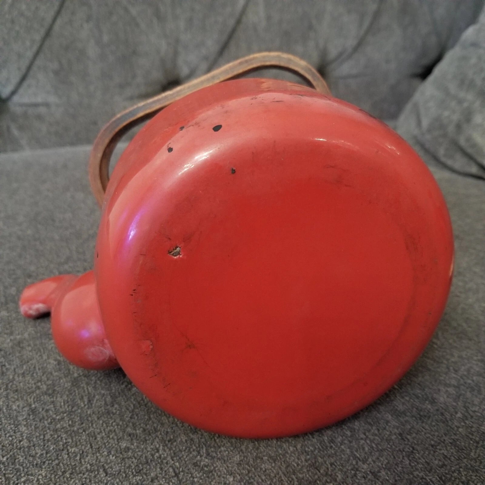 RED Enamelware Graniteware Coffee Tea Pot Vintage Bamboo Knob & Handle 4 DISPLAY