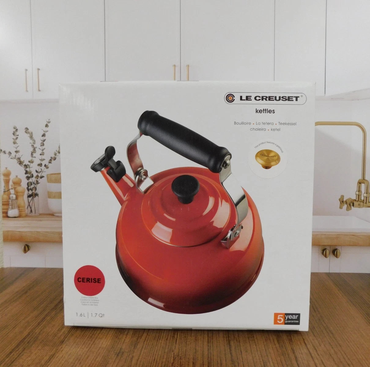 Le Creuset Classic 1.7 Quart Whistling Kettle with Gold Knob, Cerise - New