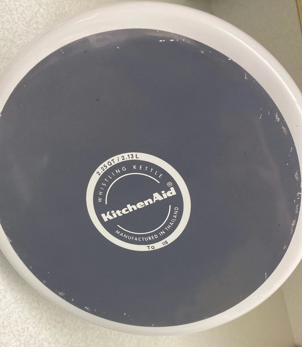 KitchenAid Whistling Tea Coffee Kettle 2.25 Qt 2.23 L White Enamel Tea Pot TQ 08