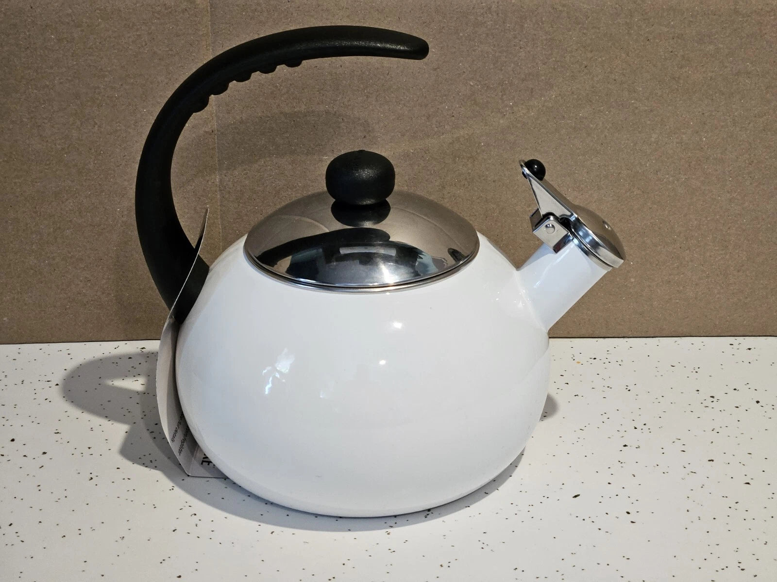 FARBERWARE Porcelain Enamel 2.5 Quart/2.4L, Whistling Tea Kettle- *NEW*