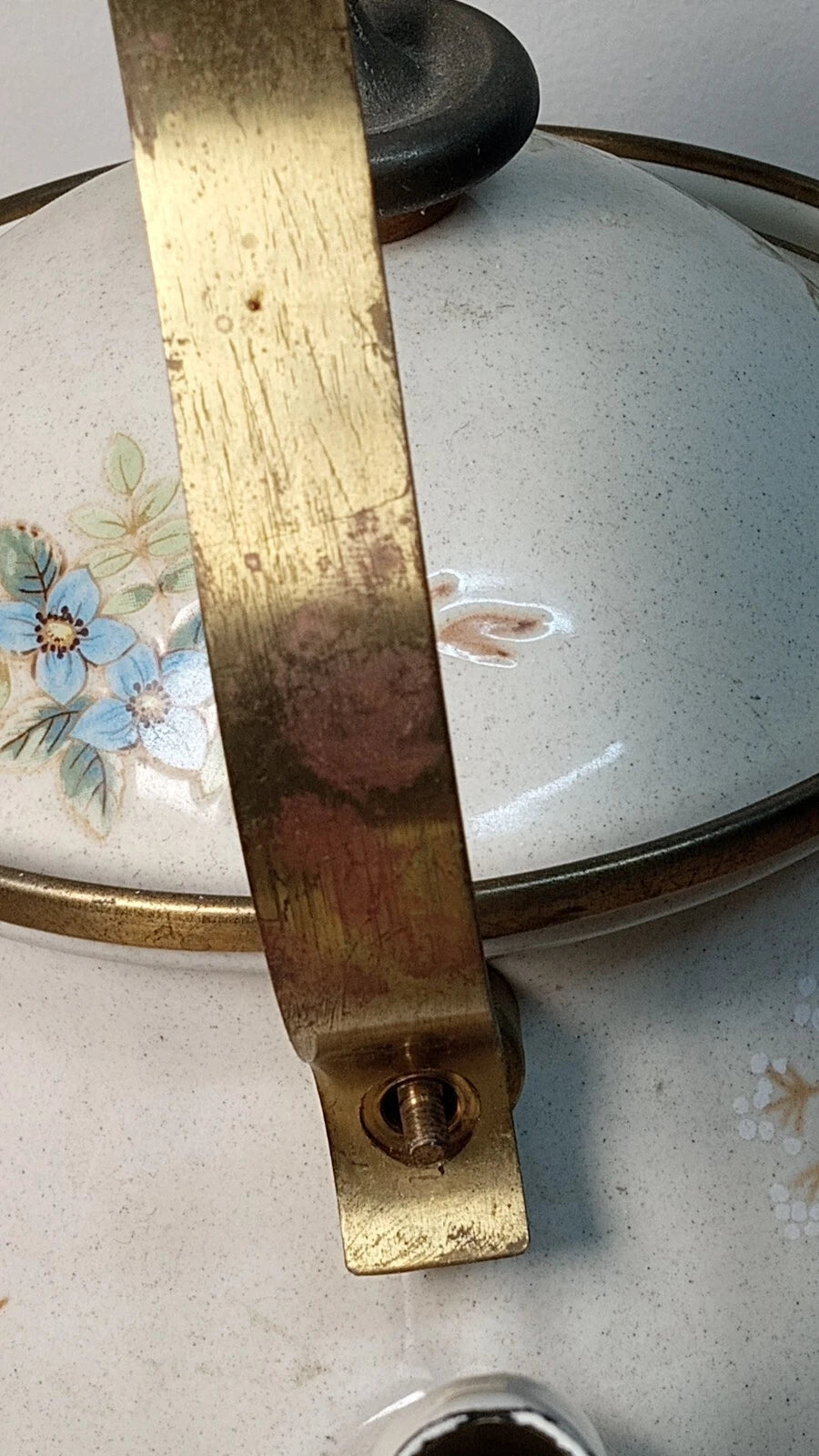 Vintage Mikasa Grande Chef Day Dreams  2.5. Qt Enamel Tea Kettle Japan UN704