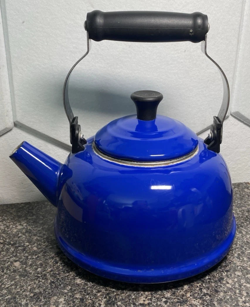 Le Creuset Enamel on Steel Classic Whistling Kettle Cobalt Blue 1.7qt No Whistle