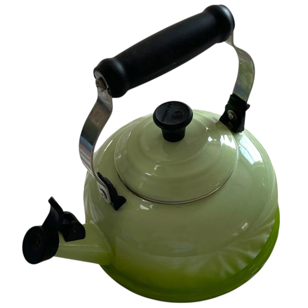 Le Creuset Enamel Tea Kettle Green Ombre Whistling 1.7 Quart Discontinued Color