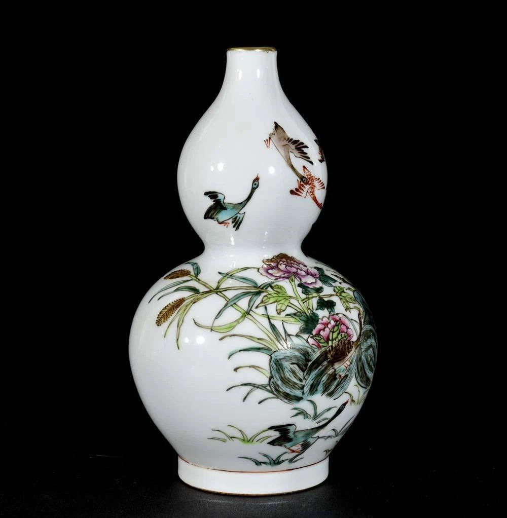 Qianlong Signed Old Chinese Colour Enamel Vase W/bird N3361