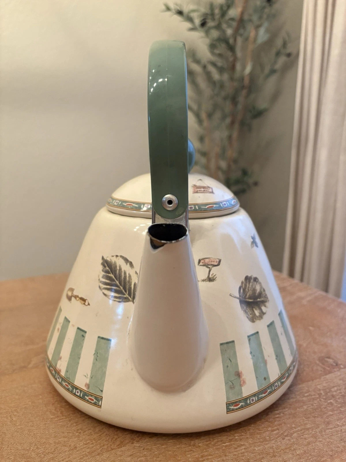 Pfaltzgraff Naturewood Garden Metal Enamelware Teapot Tea Pot Kettle 2.5 QT