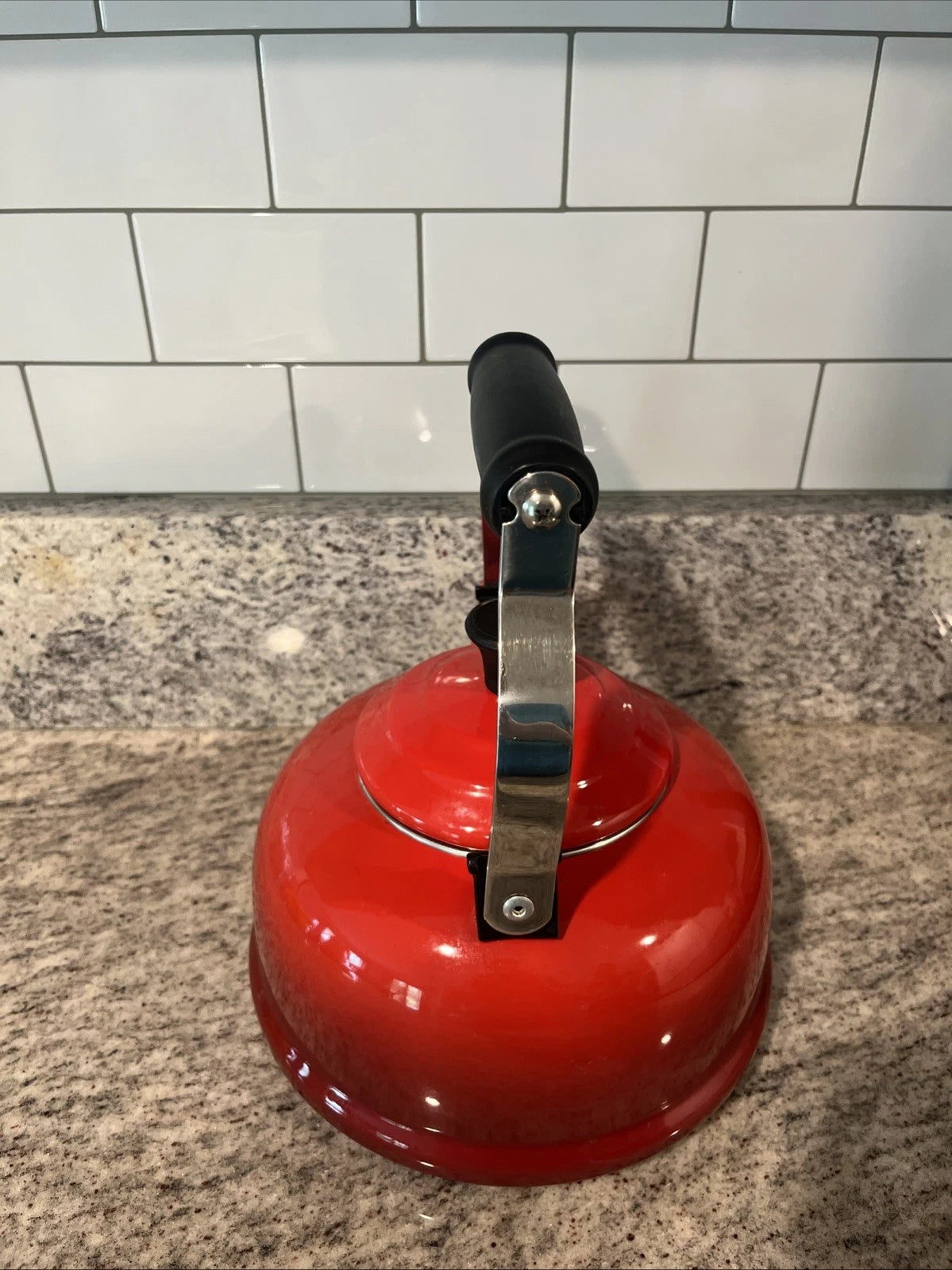 Le Creuset Classic Tea Kettle Teapot Enamel Ombre Cerise Red 1.7qt