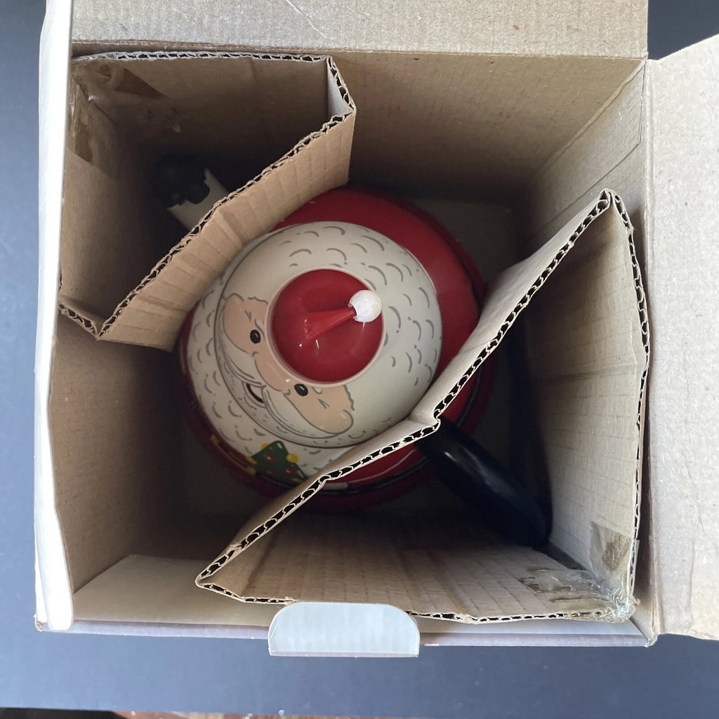 Roshco Enamel 3 Quart Santa Clause Whistling Teapot Kettle w/ Box