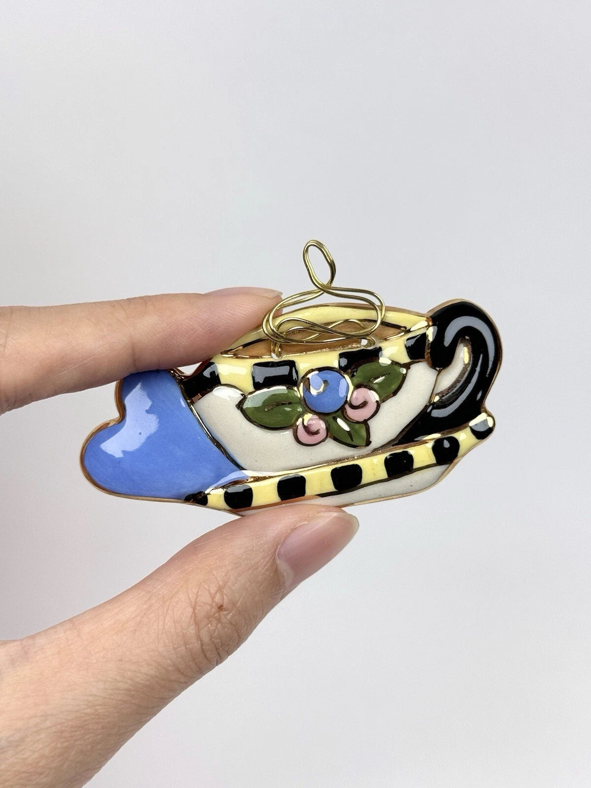 Vintage Ceramic Floral Teapot  Costume Jewelry Brooch Pin Enamel 2.75” x 1.75”