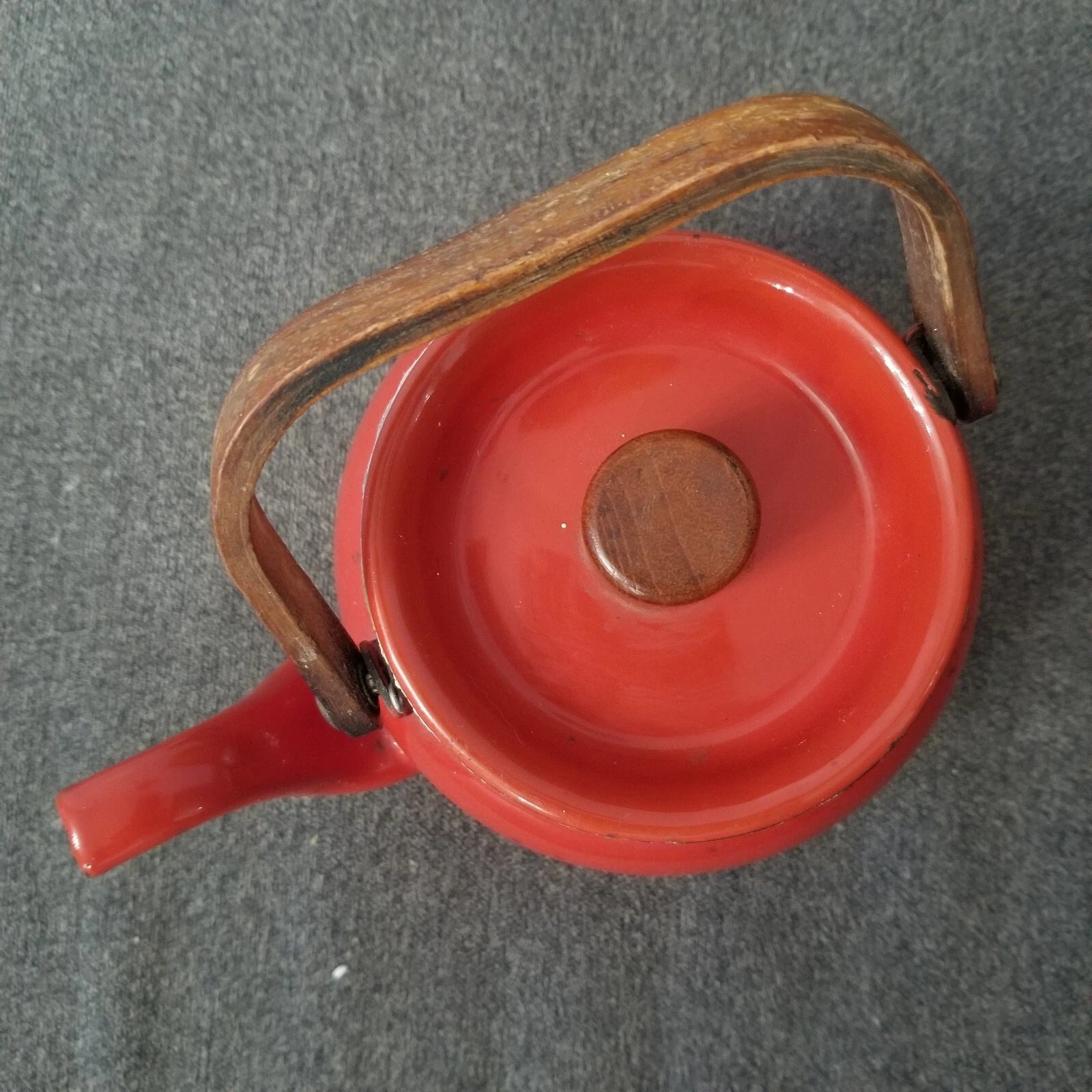 RED Enamelware Graniteware Coffee Tea Pot Vintage Bamboo Knob & Handle 4 DISPLAY