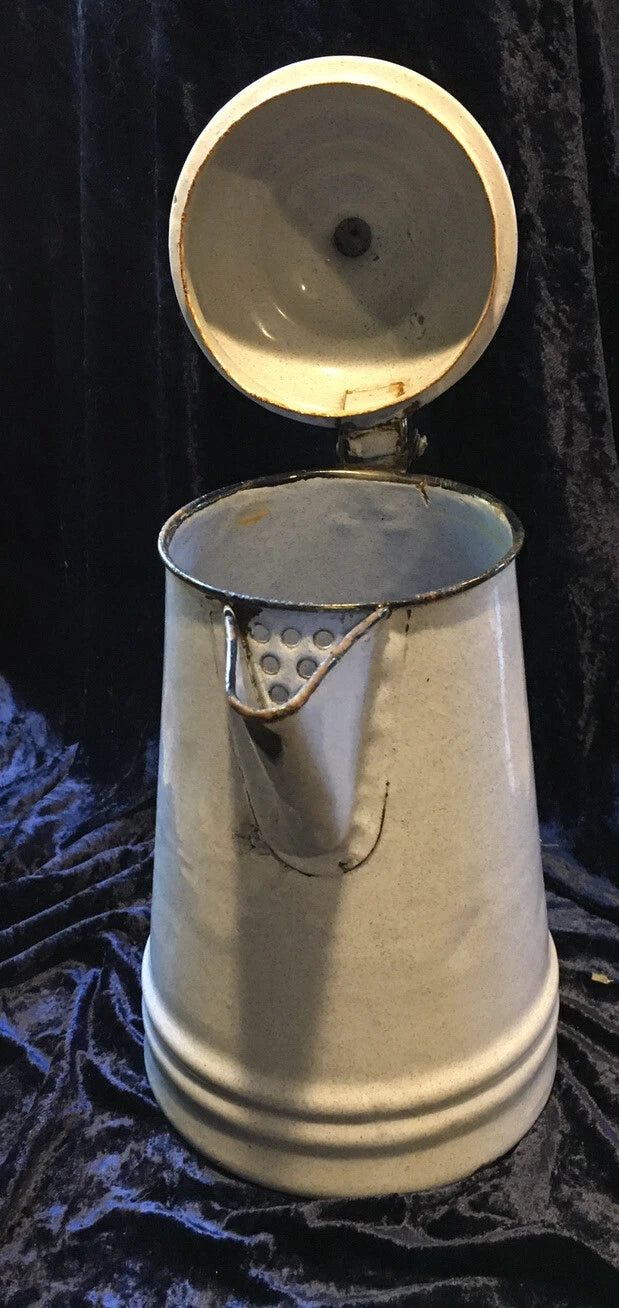 Vintage very Light Gray Blue White Speckle Graniteware Enamel Coffee Tea Pot 10"