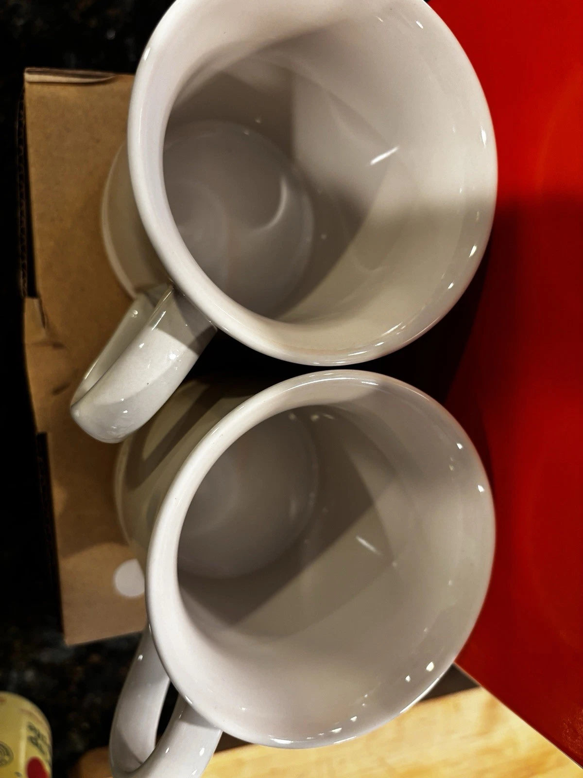 Le Creuset Demi Kettle Set W/ 2 14 Oz Mugs-Meringue-NIB