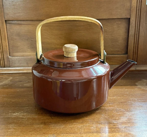 Copco Vintage Chocolate Brown Michael LAX Design #117 Enamel Tea Kettle