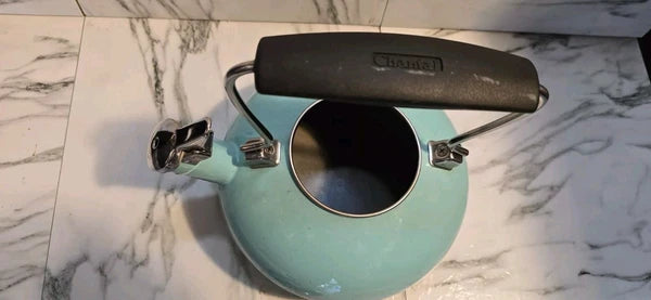 Chantal Tea Pot Kettle Enamel Coated Steel 2 Quart