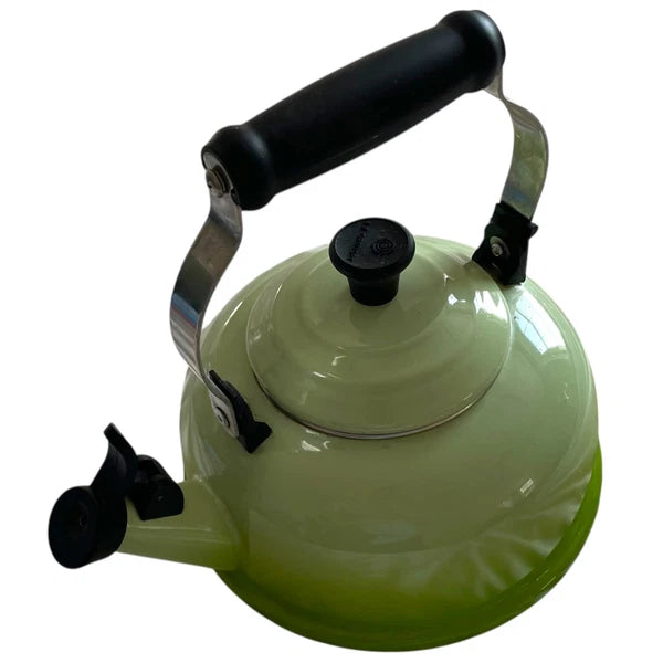 Le Creuset Enamel Tea Kettle Green Ombre Whistling 1.7 Quart Discontinued Color