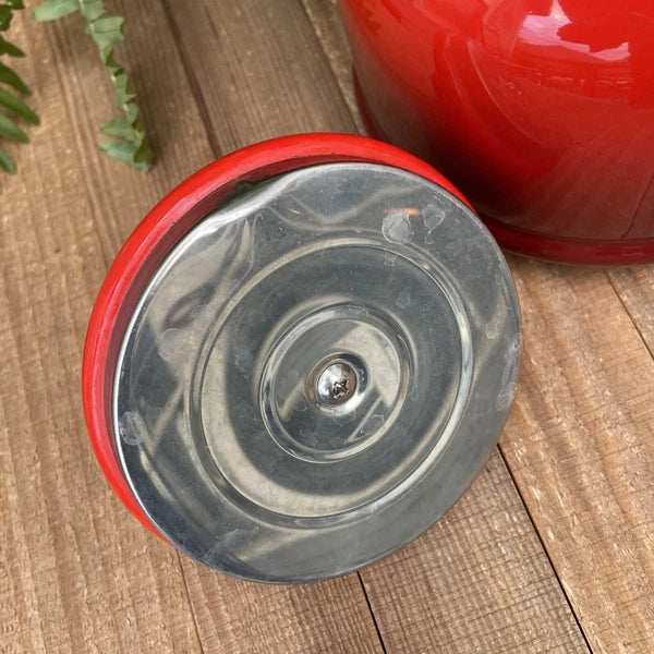 Le Creuset Red Ombré Tea Kettle Pot Whistling 1.25 Quarts Enamel *READ