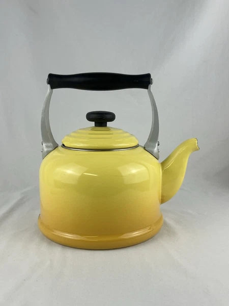 HTF Le Creuset Enamel Tea Kettle 2.2QT Yellow Ombré Nectar