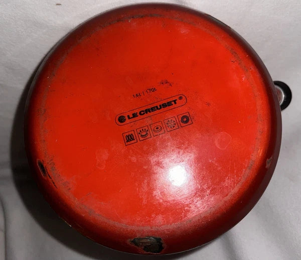 Le Creuset Classic Whistling Tea Kettle Teapot Enamel Cerise Red 1.7qt