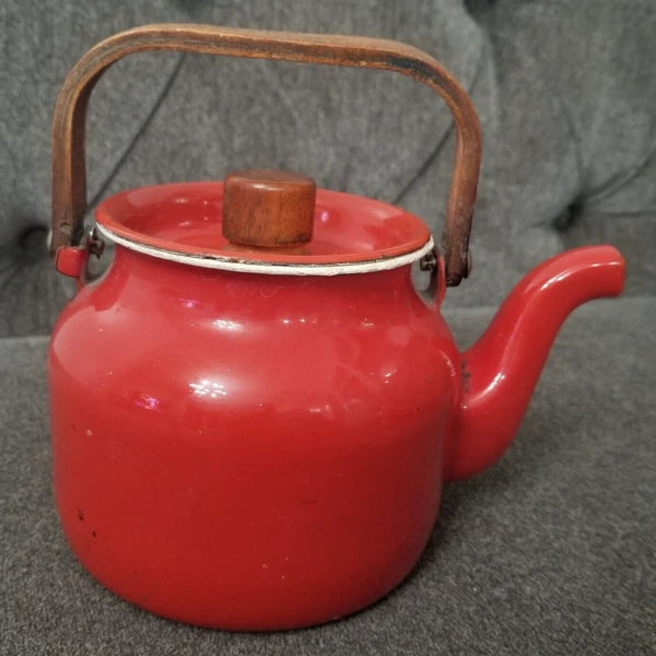 RED Enamelware Graniteware Coffee Tea Pot Vintage Bamboo Knob & Handle 4 DISPLAY