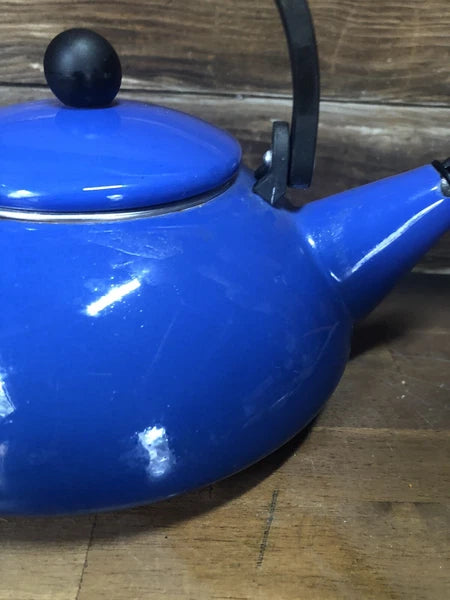 Le Creuset Zen BLUE Enamel Tea Kettle Pot 1.5 L 1.6 Qt