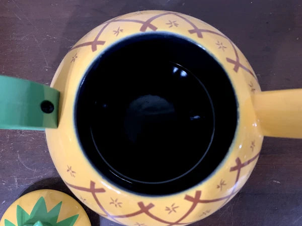 Copco Enamel on Steel Island Pineapple 2.5 Qt Whistling Tea Kettle 1993 WB