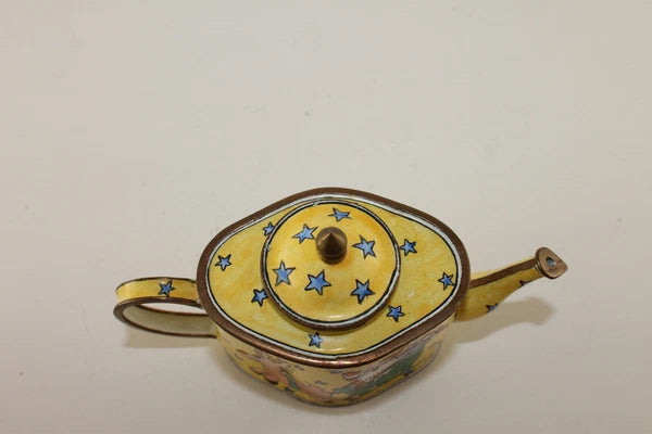 Vintage Collectible Kelvin Chen Enamel Miniature Yellow Teapot Santa w Reindeer