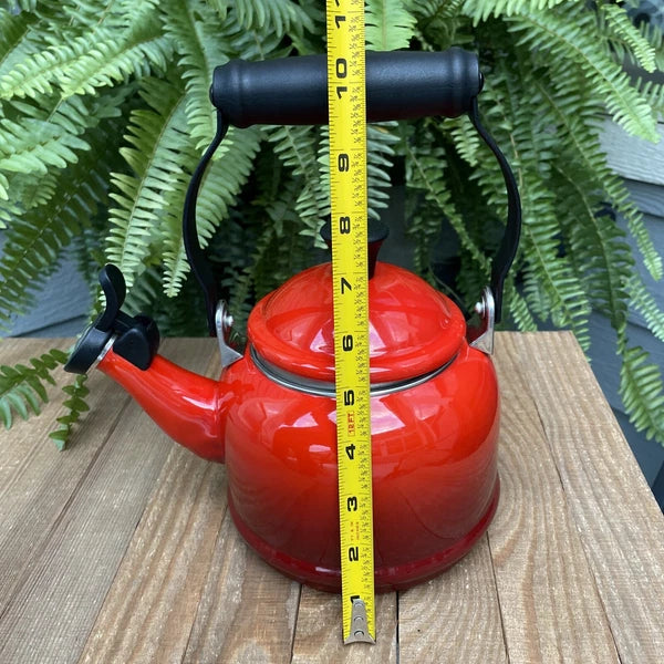 Le Creuset Red Ombré Tea Kettle Pot Whistling 1.25 Quarts Enamel *READ