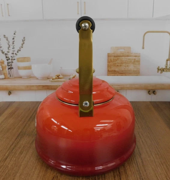 Le Creuset Classic 1.7 Quart Whistling Kettle with Gold Knob, Cerise - New