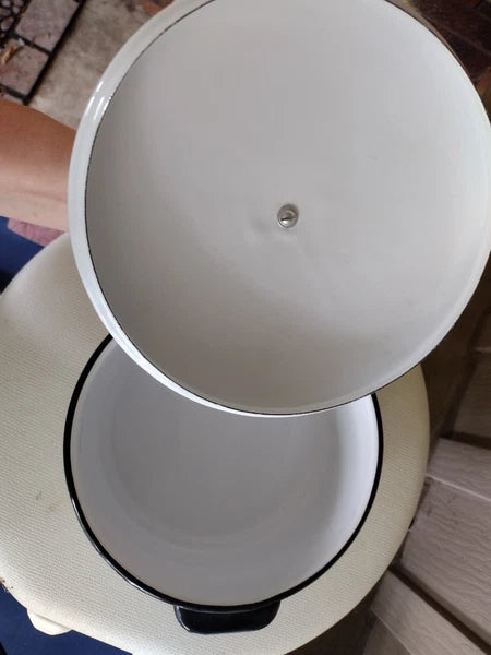 VTG White Enamelware Rosemaling Cookware 6 piece Tea pot stock pot sauce pan